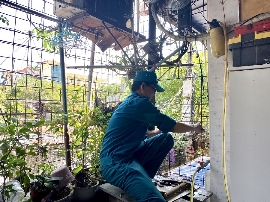 Phường Cầu Tre (quận Ngô Quyền)  vận động các hộ gia đình, nhà để ở kết hợp sản xuất, kinh doanh, nhà tập thể mở lối thoát nạn